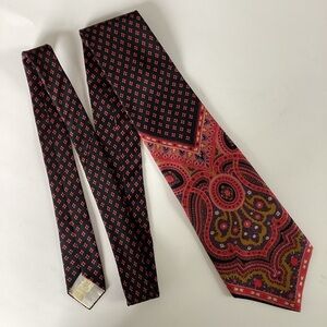 Vintage YVES SAINT LAURENT silk tie (#HD15)